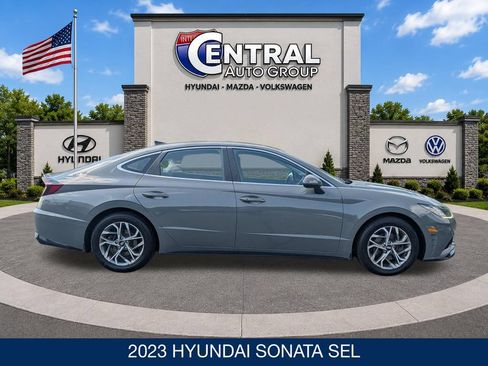 Used 2023 Hyundai Sonata SEL FWD image 16
