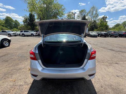 Used 2016 Nissan Sentra SV w/ Style Package image 30