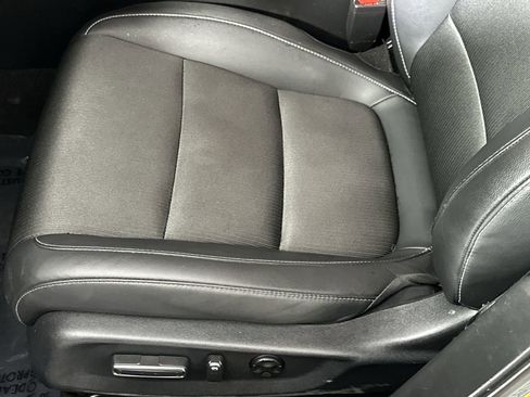 Used 2021 Honda Accord Sport image 12