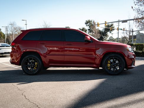 Used 2019 Jeep Grand Cherokee Trackhawk image 8
