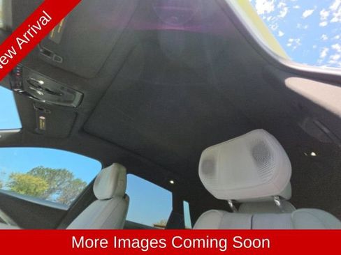 Used 2024 Cadillac Lyriq Luxury RWD image 10
