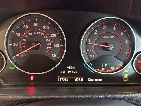Used 2015 BMW 335i xDrive Sedan AWD/4WD image 21