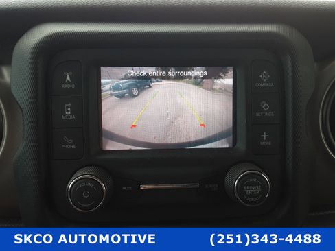 Used 2020 Jeep Wrangler Unlimited Sport S image 17