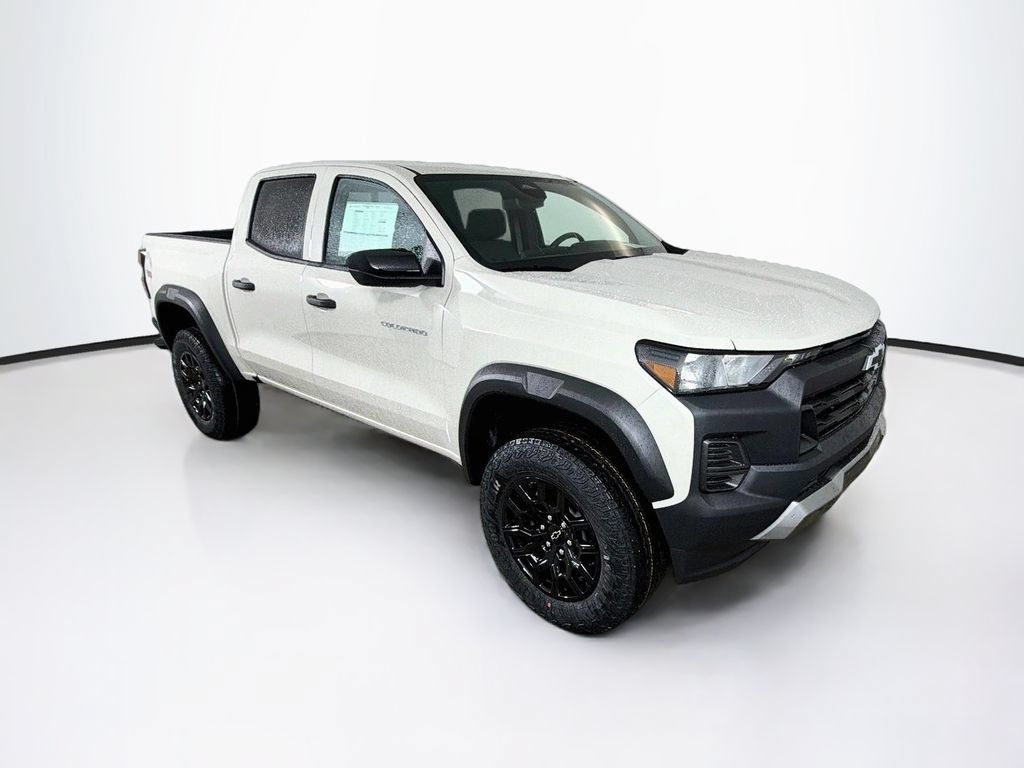 New 2026 Chevrolet Colorado Trail Boss AWD/4WD image 3