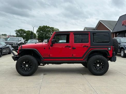Used 2016 Jeep Wrangler Unlimited Sport w/ Quick Order Package 24S AWD/4WD image 3