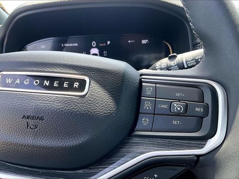 Used 2024 Jeep Wagoneer Series II AWD/4WD image 26