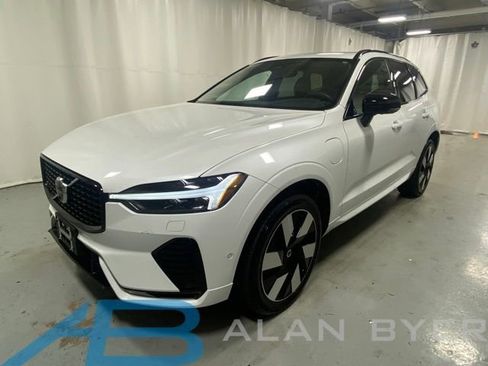 Used 2024 Volvo XC60 T8 Plus w/ Protection Package Premier AWD/4WD image 1