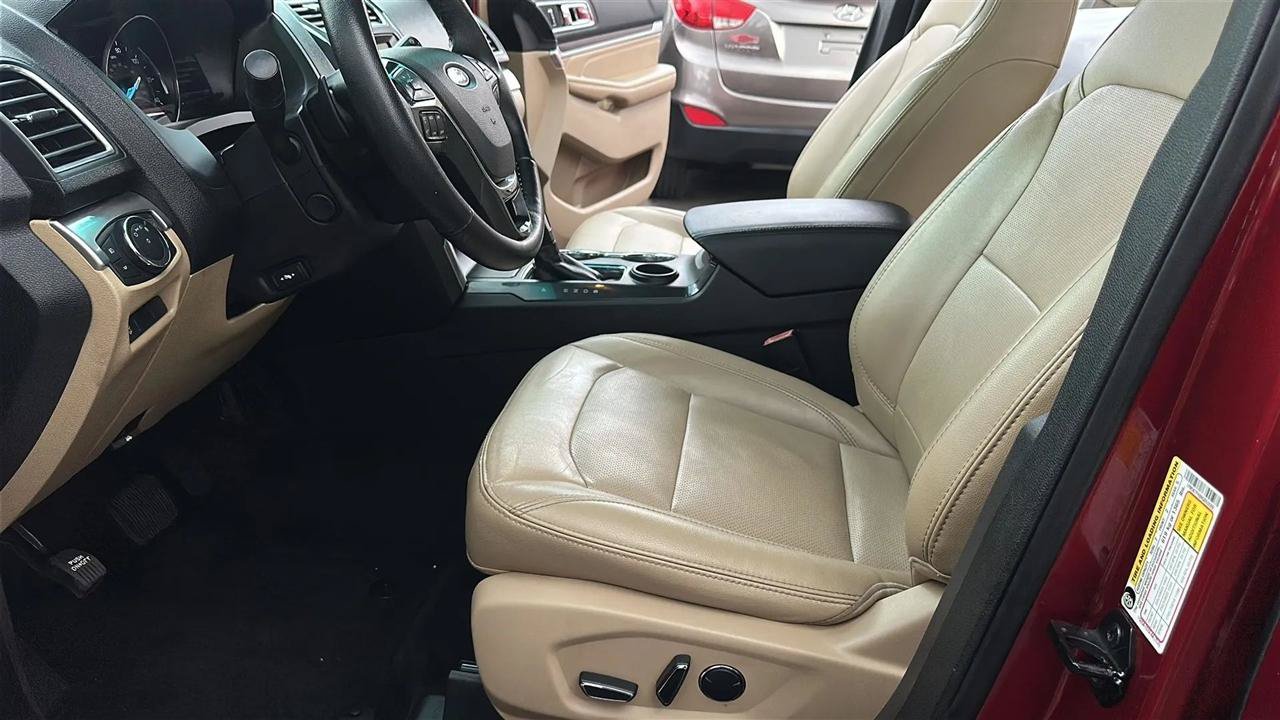 Used 2017 Ford Explorer Limited FWD image 19