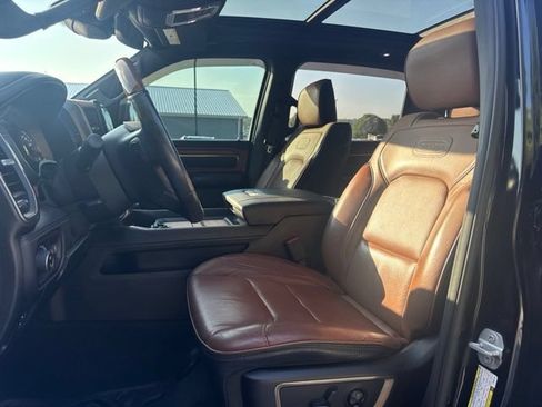 Used 2019 RAM 1500 Limited AWD/4WD image 9