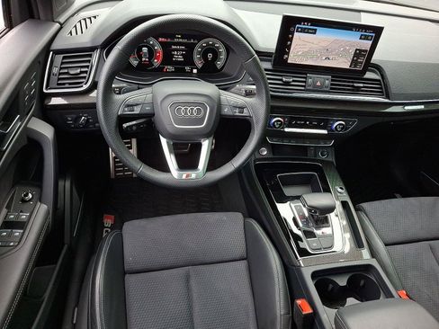 Used 2025 Audi SQ5 Premium Plus w/ Premium Plus Package AWD/4WD image 11
