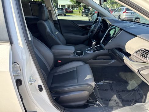 Used 2024 Subaru Outback Onyx Edition AWD/4WD image 34