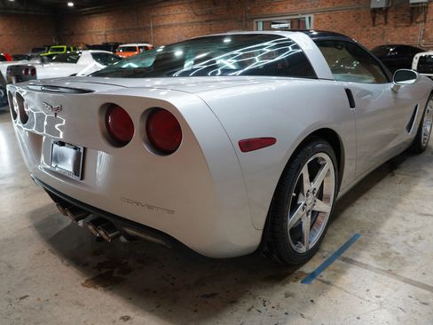 Used 2008 Chevrolet Corvette Coupe image 16