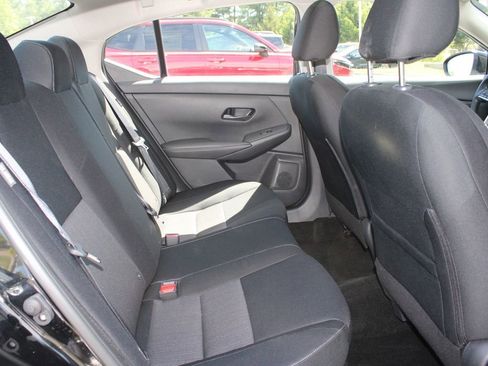 Used 2025 Nissan Sentra SV w/ Trunk Package FWD image 14