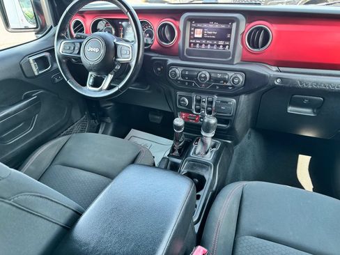 Used 2020 Jeep Wrangler Unlimited Rubicon AWD/4WD image 12