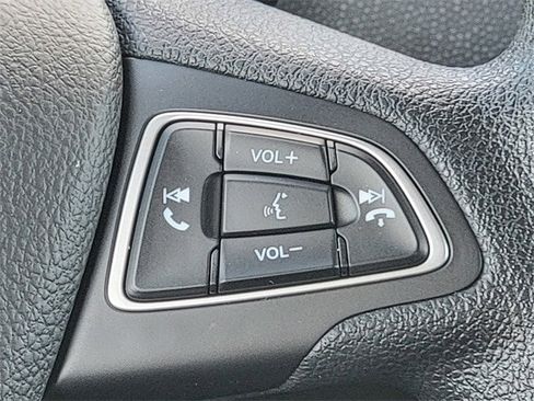 Certified 2022 Ford EcoSport SE image 34