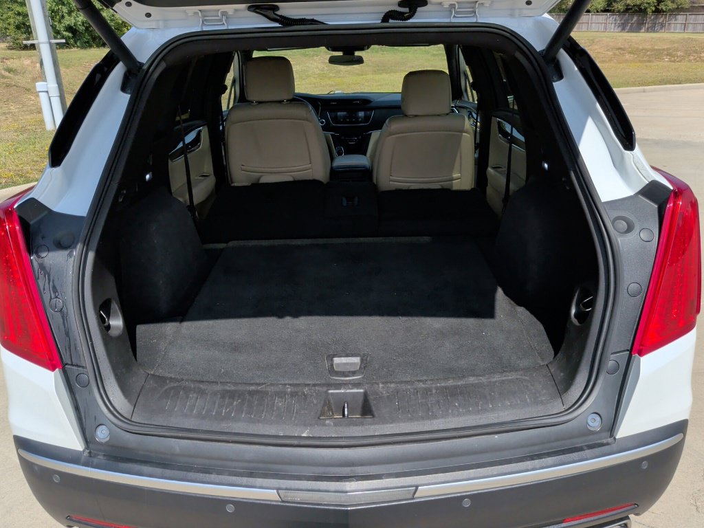 Used 2019 Cadillac XT5 FWD image 37