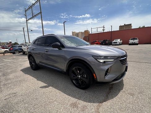 Used 2022 Buick Envision Essence w/ Technology Package I FWD image 10