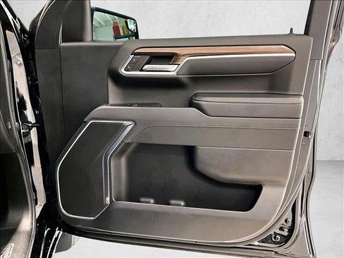 Used 2023 Chevrolet Silverado 1500 LT RWD image 19