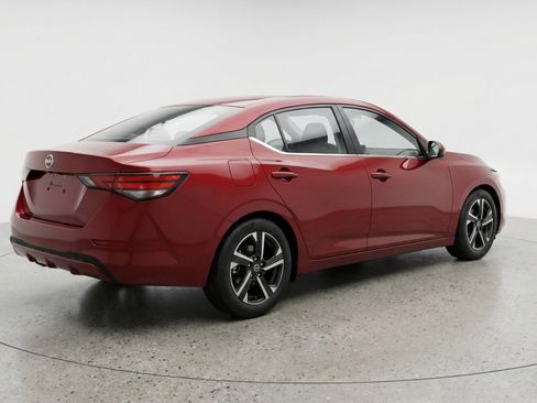 Used 2025 Nissan Sentra SV FWD image 9