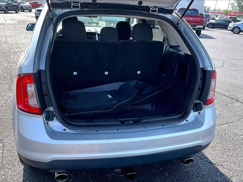 Used 2011 Ford Edge SE FWD image 18