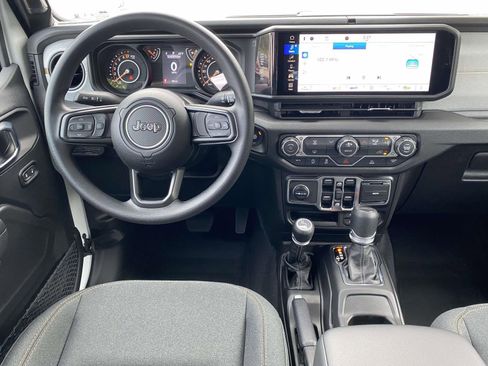 New 2025 Jeep Gladiator Sport image 12