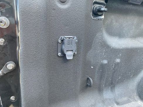 Used 2018 GMC Sierra 3500 Denali image 20