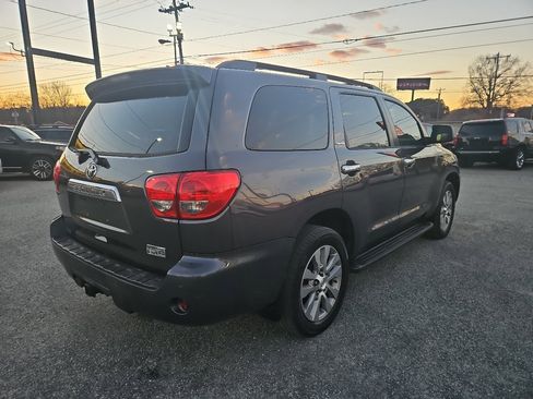 Used 2013 Toyota Sequoia Limited image 7