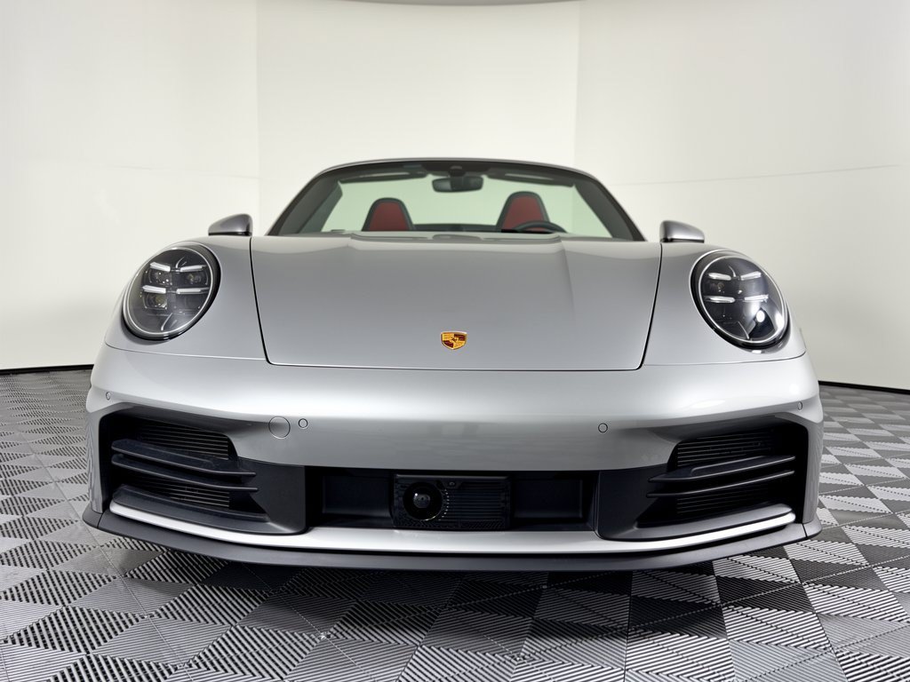 Certified 2025 Porsche 911 Carrera RWD image 6