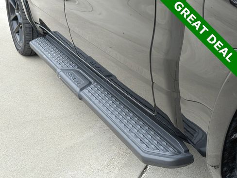 Used 2022 RAM 1500 Laramie image 10