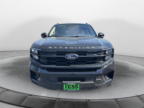 Certified 2025 Ford Expedition Max Active AWD/4WD image 3