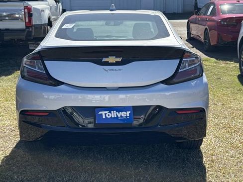 Used 2017 Chevrolet Volt Premier w/ Driver Confidence II Package image 5