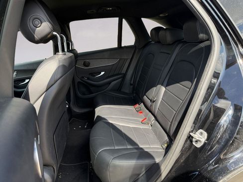 Used 2022 Mercedes-Benz GLC 300 image 13