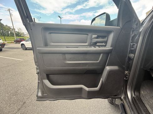 Used 2022 RAM 3500 Tradesman w/ Snow Chief Group AWD/4WD image 16