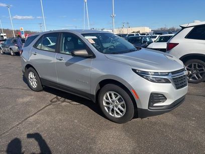 Used 2022 Chevrolet Equinox LS