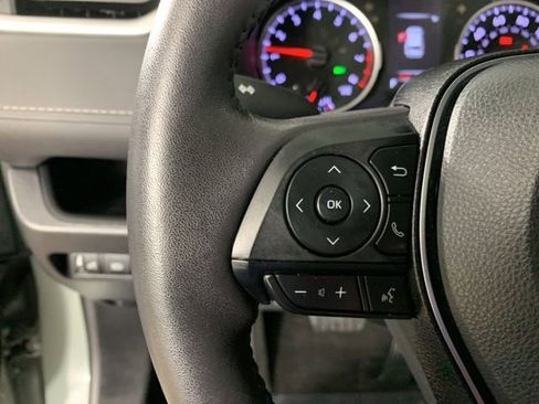 Used 2022 Toyota RAV4 XLE w/ Convenience Package AWD/4WD image 22