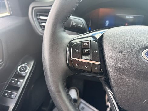 Used 2023 Ford Escape Active w/ Cold Weather Package image 27
