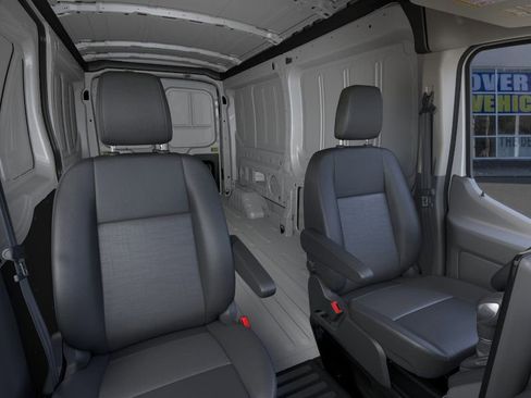 New 2026 Ford Transit 250 148 Medium Roof RWD image 10