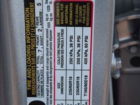 Used 2023 Toyota Highlander XLE FWD image 22