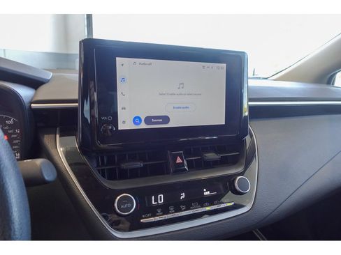Used 2024 Toyota Corolla LE FWD image 19