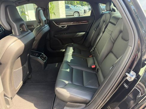 Used 2018 Volvo S90 T5 Momentum w/ Convenience Package FWD image 38