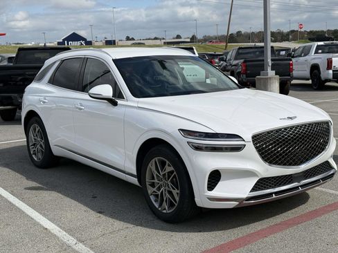 Used 2025 Genesis GV70 2.5T image 1
