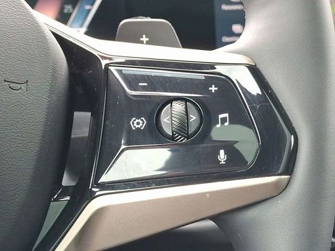 Used 2025 BMW X3 xDrive30i w/ Premium Package image 24