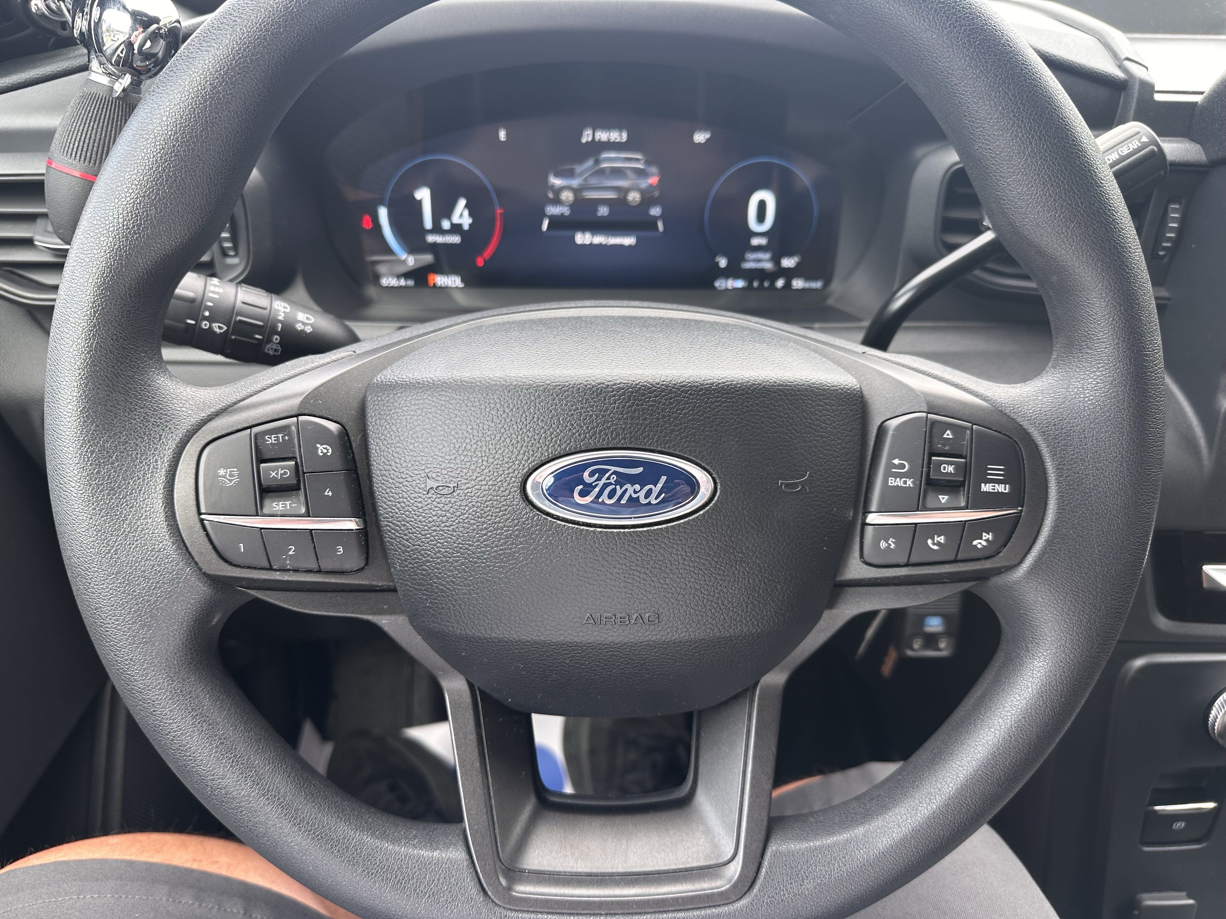 Used 2025 Ford Explorer 4WD Police Interceptor image 19
