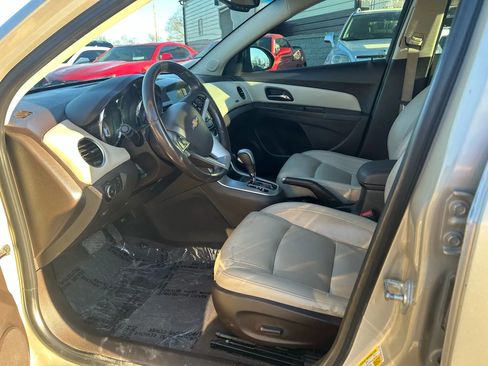 Used 2016 Chevrolet Cruze LTZ w/ Enhanced Safety Package image 3