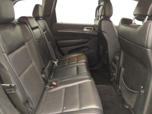 Used 2016 Jeep Grand Cherokee Limited w/ Luxury Group II RWD image 19