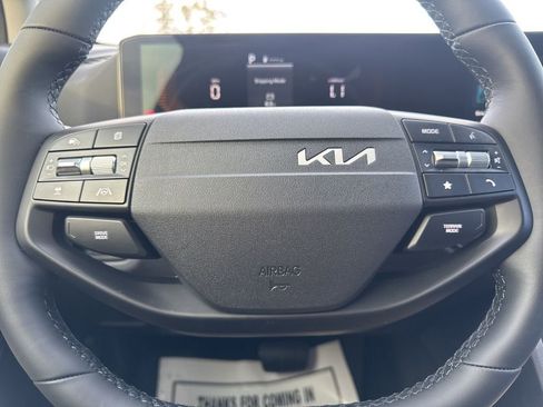 New 2026 Kia Sportage EX image 8