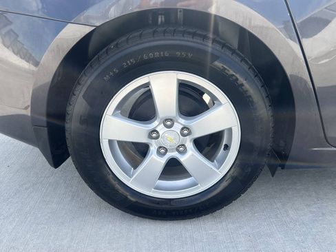 Used 2014 Chevrolet Cruze LT FWD image 20