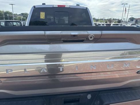 Used 2023 Ford F150 Platinum RWD image 9