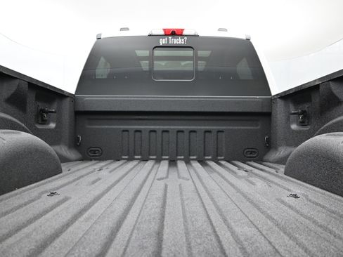 Used 2021 Ford F250 Lariat w/ Tremor Off-Road Package image 7