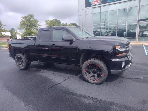 Used 2017 Chevrolet Silverado 1500 LT w/ All Star Edition AWD/4WD image 36